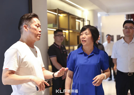 热烈欢迎南昌市新建区政协领导一行莅临xc体育参观指导！